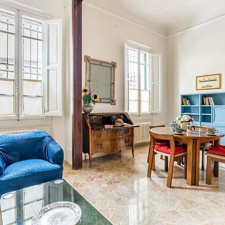 Bright Apartment With Private Garden And Balcony 佛罗伦萨 外观 照片
