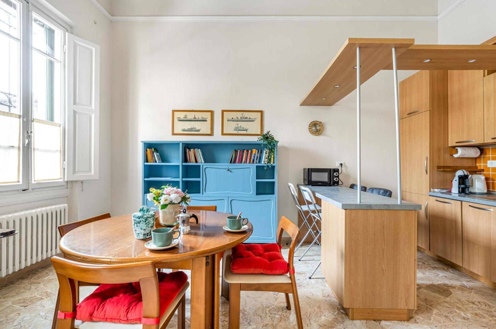 Bright Apartment With Private Garden And Balcony 佛罗伦萨 外观 照片